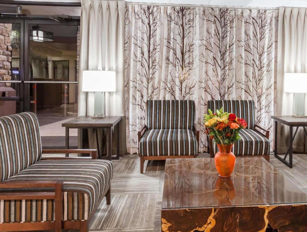 Days Inn Springfield South Zewnętrze zdjęcie