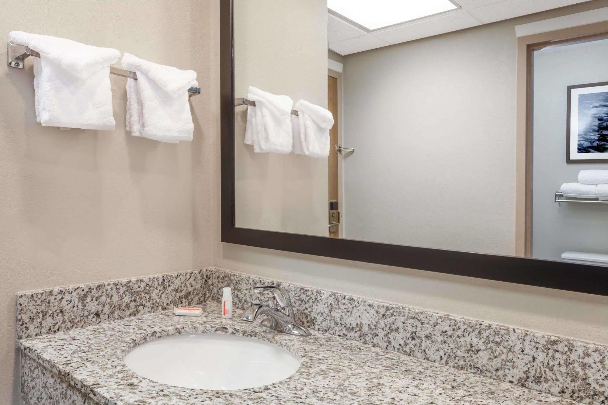 Days Inn Springfield South Zewnętrze zdjęcie